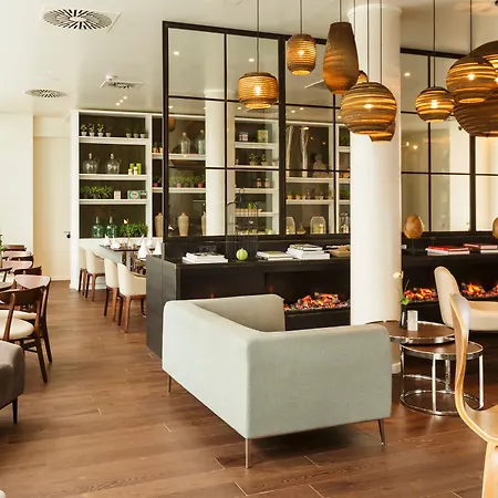 - Am Zwinger By Ihg Dresde