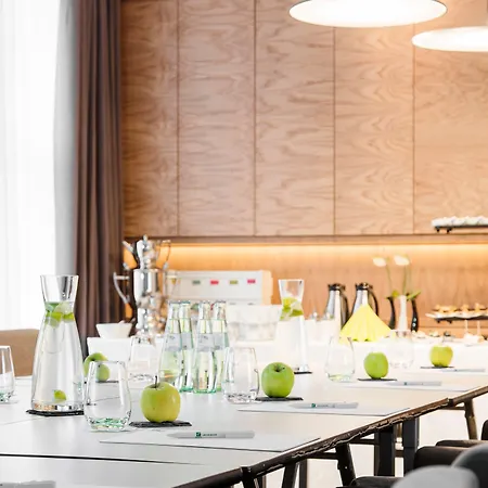 - Am Zwinger By Ihg Hotel Dresde