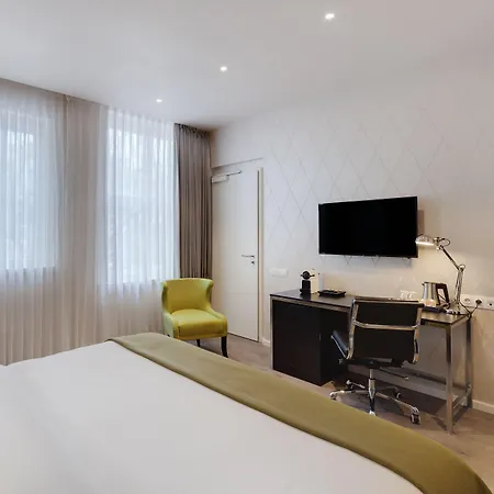 - Am Zwinger By Ihg 4* Дрезден