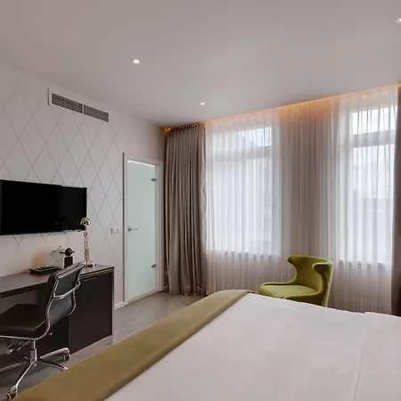 - Am Zwinger By Ihg فندق 4*