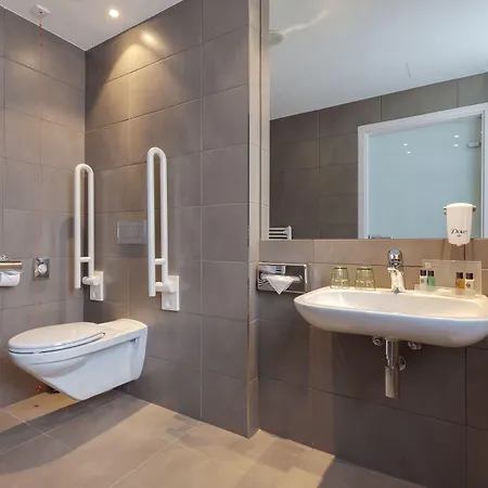 - Am Zwinger By Ihg فندق 4*