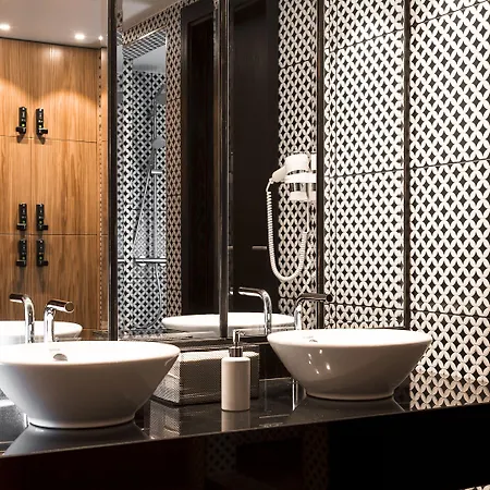 - Am Zwinger, An Ihg Dresden