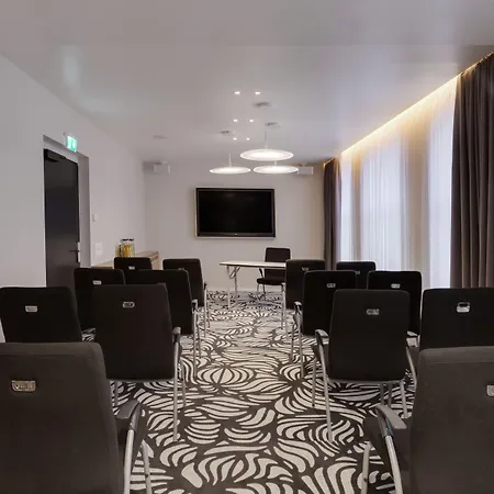 - Am Zwinger By Ihg 4* Дрезден