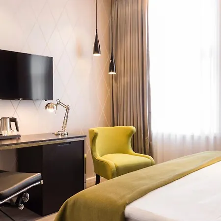 - Am Zwinger By Ihg 4*