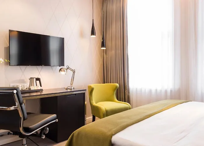 - Am Zwinger By Ihg 4*